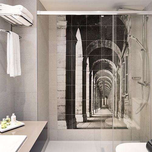 Bild auf Fliesen Dusche